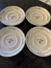 SET OF 4 Vintage International China Stoneware Marmalade Strawberry Goose Saucer