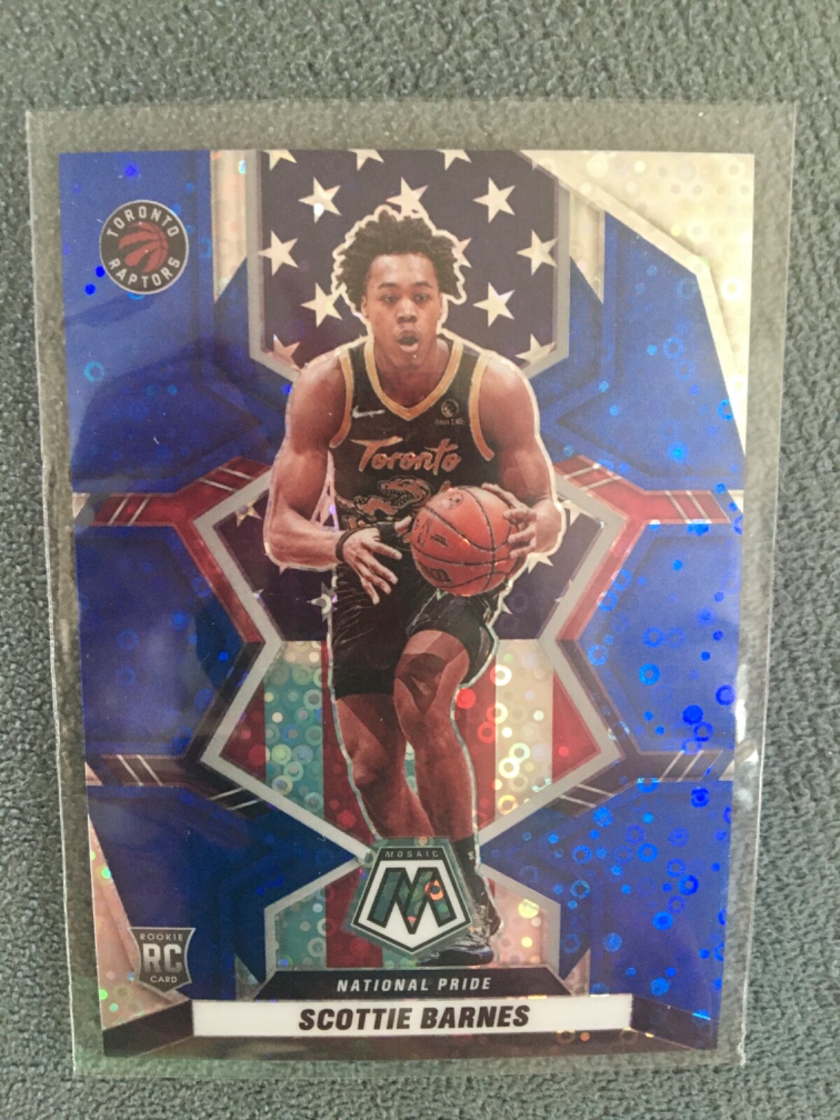 2021-22 PANINI MOSAIC BASKETBALL 257 SCOTTIE BARNES FAST BREAK BLUE PRIZM 03/85