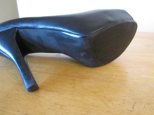 Michael Kors schwarz Leder Guckloch Plattformpumpe High Heels 7M - Bild 5 von 5