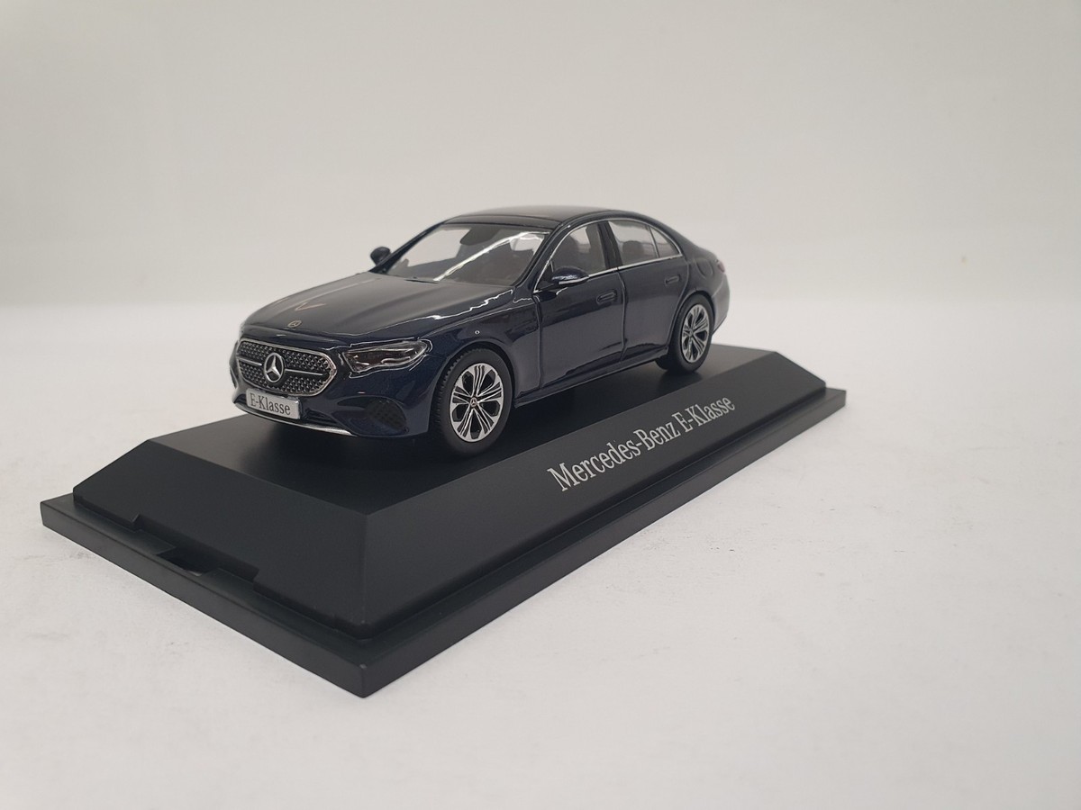 1/43 MERCEDES-BENZ E-KLASSE CLASS LIMOUSINE W214 ISCALE B66961117