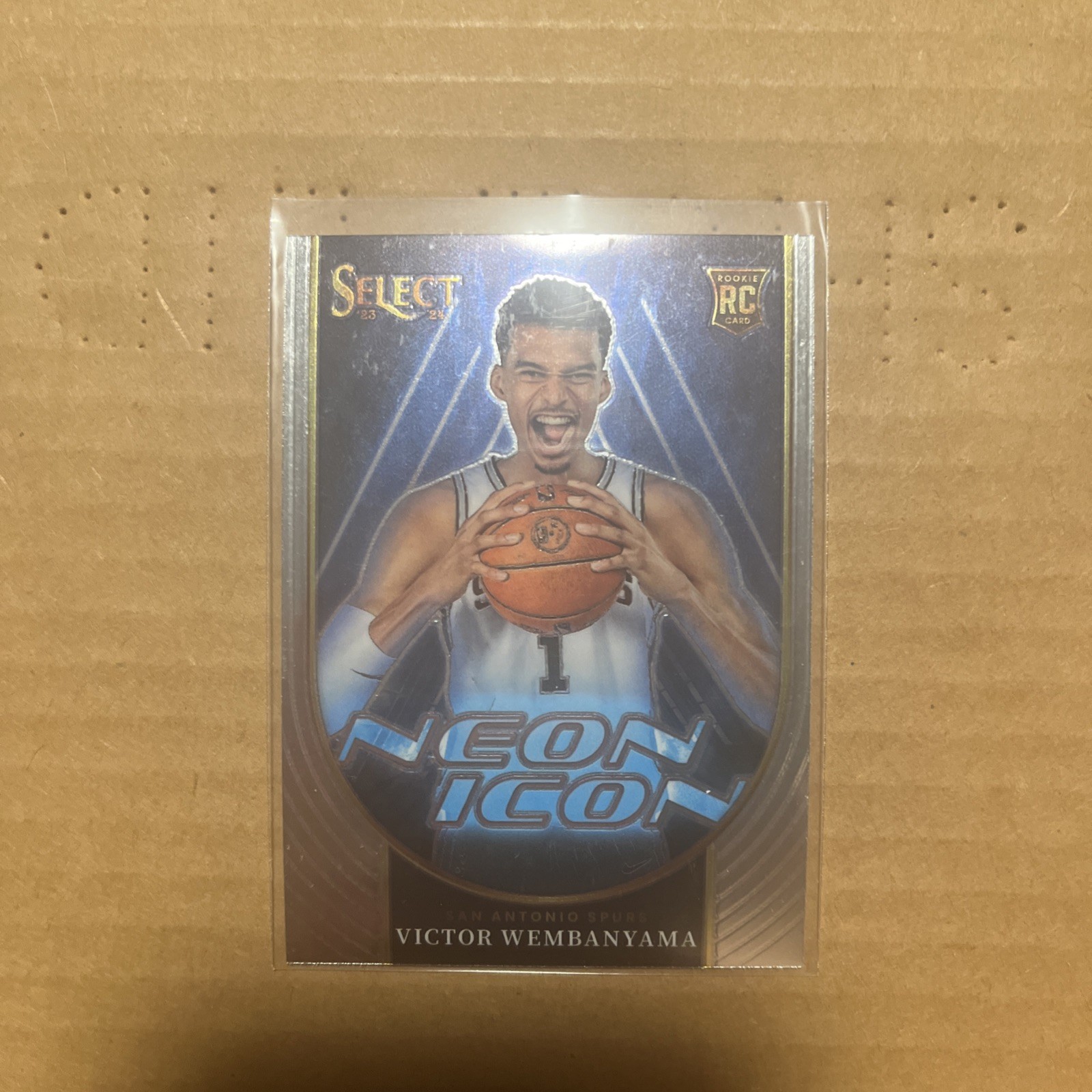 2023-24 Panini Select - Neon Icons Victor Wembanyama #13 Silver Prizm (RC)