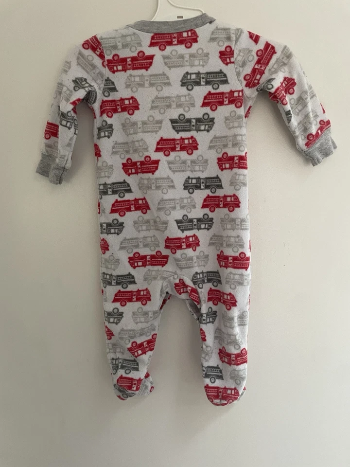 Carter's Baby Boys Allover Fire Trucks Cozy Fleece Snap-Up Sleep & Play White 6M - Imagem 3 de 4