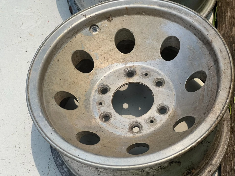 Chevrolet GMC 1979 80 81 82 83 84 85 86 87 88 89 91 RUEDA DE ALUMINIO 15x7 6on5,5 d Foto 2 de 4