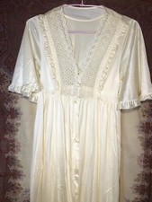 Vintage 2 Piece Long Pale Yellow Nightgown  Robe Set Gilead Made in USA Small