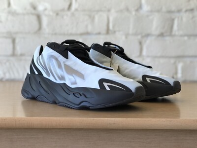 靴 adidas YZY yeezy boost 700 MNVN L Adidas Yeezy Boost 700 MNVN Blue Tint GZ0711 Men's Size 9.5