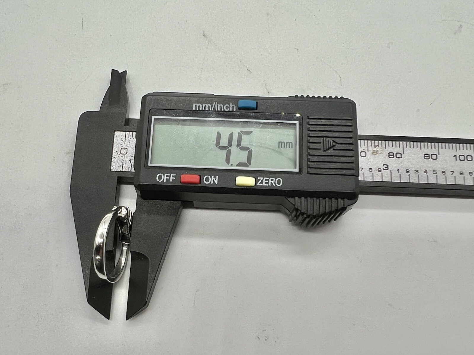 Solid 950 Platinum .50tcw Diamond Cluster  Ladies… - image 9