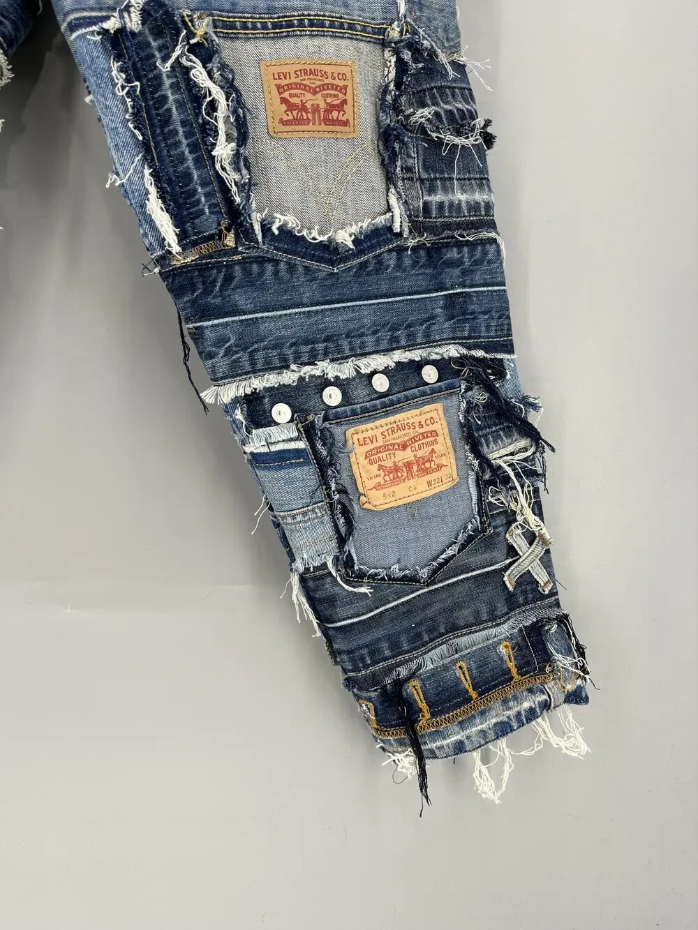 90s Levi’s 633 Patchwork Multipocket Denim Custom… - image 3