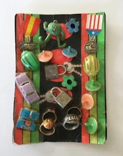 Vintage Display Card Toys Prizes Gumball Vending Machine