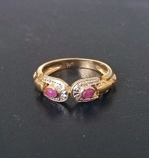 Anillo Oro 585 Con Rubí Y Pequeños Diamantes Bicolor
