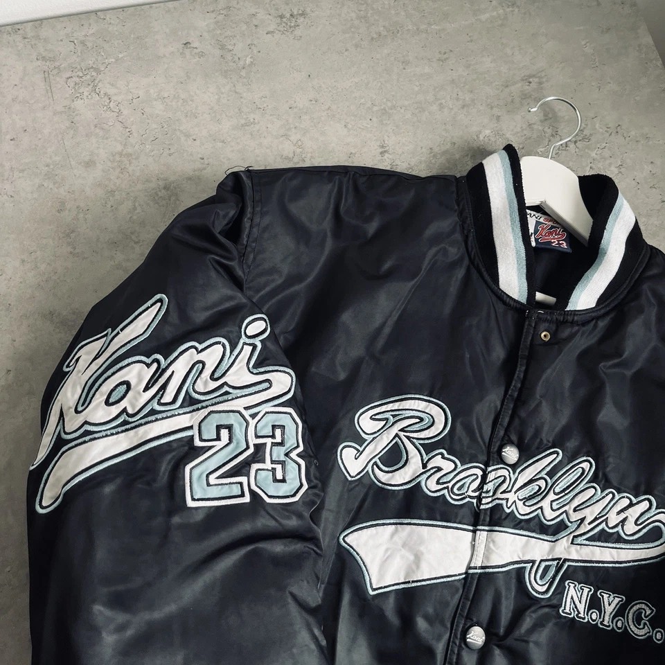 Chaqueta de rap bomber deportiva vintage Kani talla L Foto 4 de 4