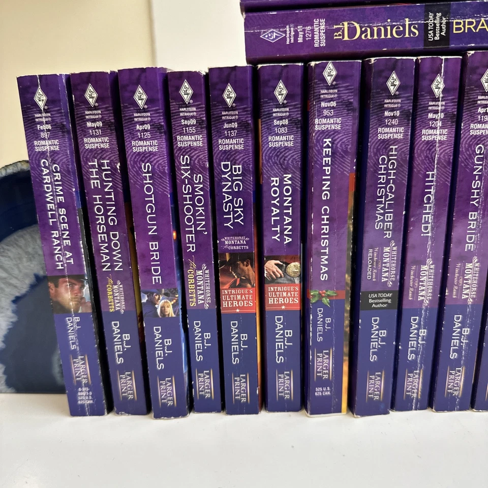 Harlequin Intrigue Books B.J. Daniels Lot of 39 Montana Romance Suspense PB - Imagem 2 de 4