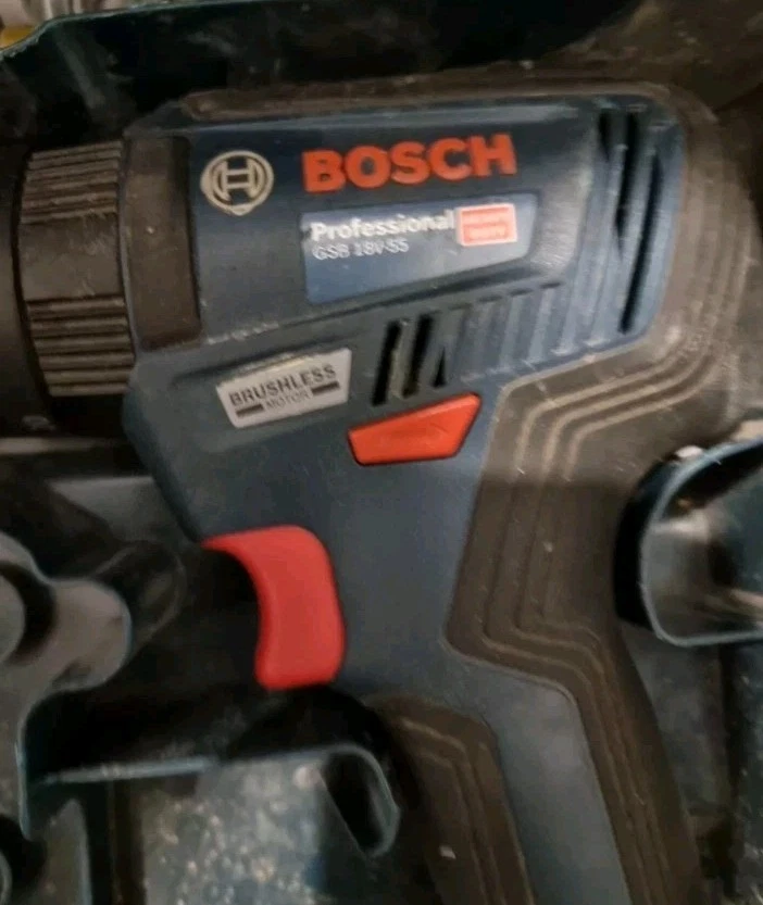 Bosch 18v GSB 18V-28 Brushless Combi Hammer Drill - 1 x 4.0ah Battery + L Case - Image 2 of 4