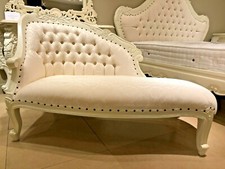 French Ivory Cream Ornate Statement Day Bed Sofa Chaise Longue Lounge Loveseat