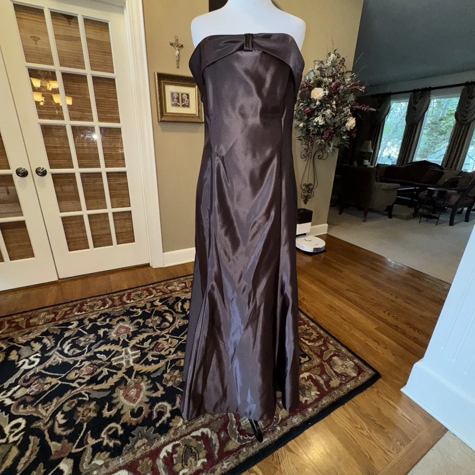 Vestido Scott Mcclintock Longo Cetim Sem Alças Anos 90 Vintage Marrom Tamanho 14 - Imagem 3 de 4