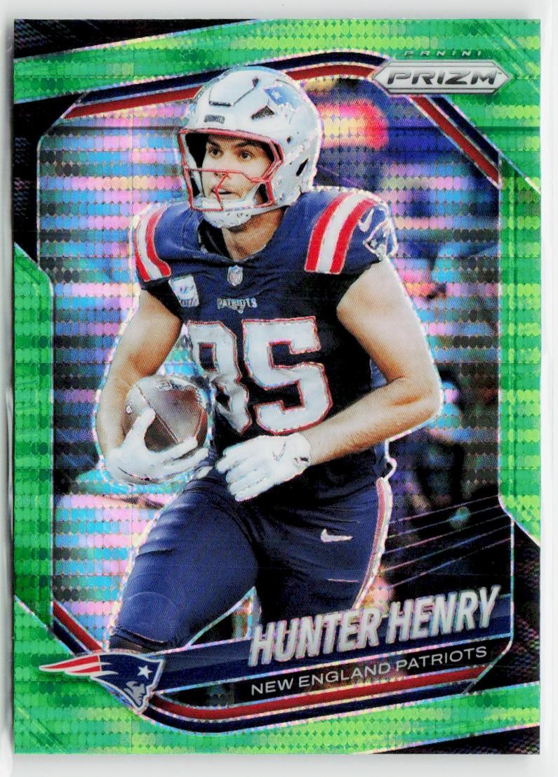 2025 Panini Prizm #33 Hunter Henry Neon Green Pulsar
