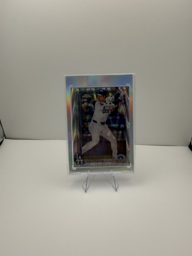 2025 Topps Chrome - Shohei Ohtani #1 RayWave Refractor