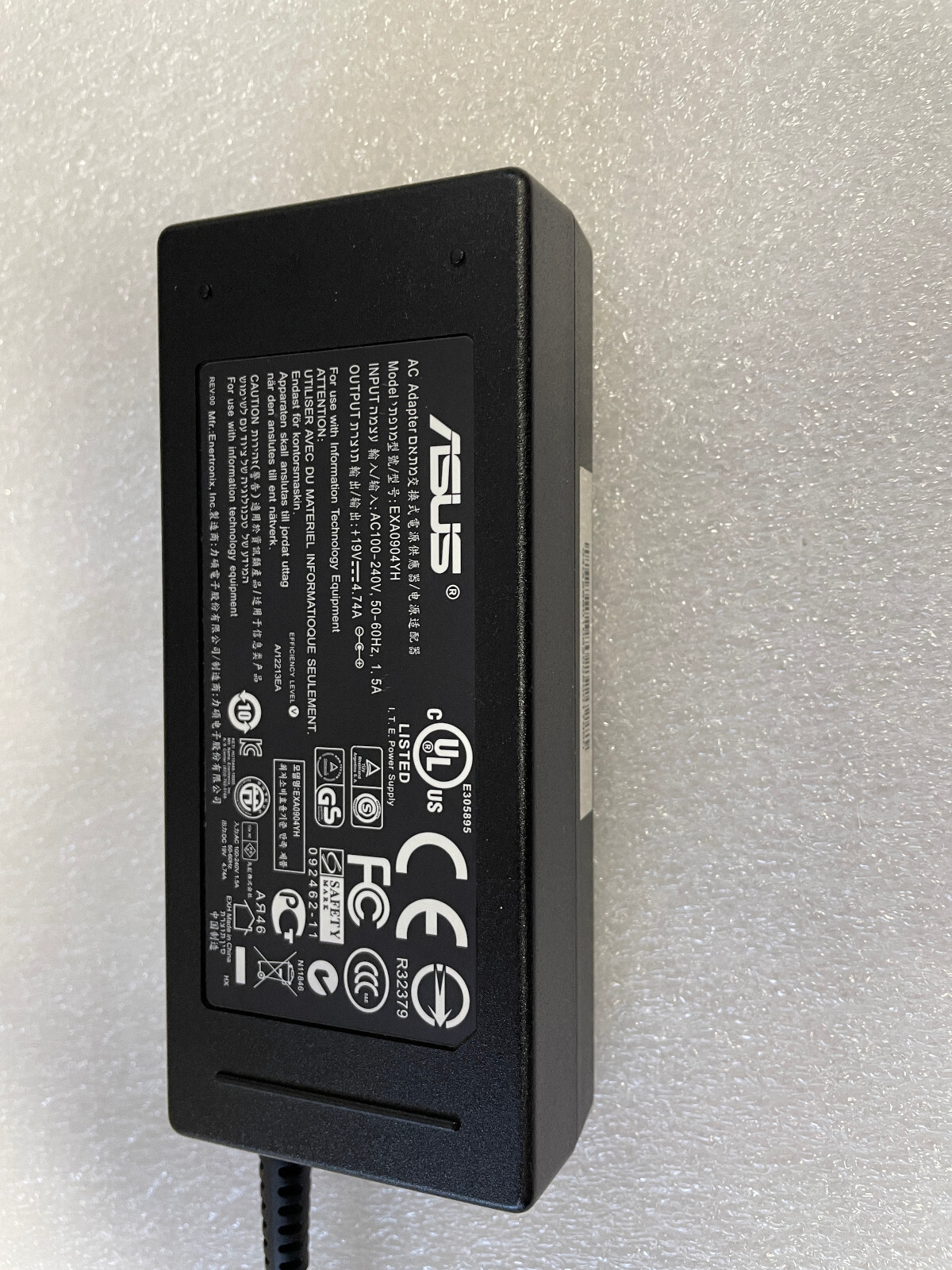 Alimentation PC Asus contre les coupures de batterie avec le chargeur original 90W