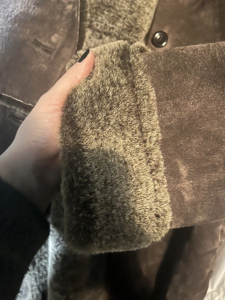 Abrigo Penny Lane de cuero Express vintage con detalle de retazos Foto 4 de 4