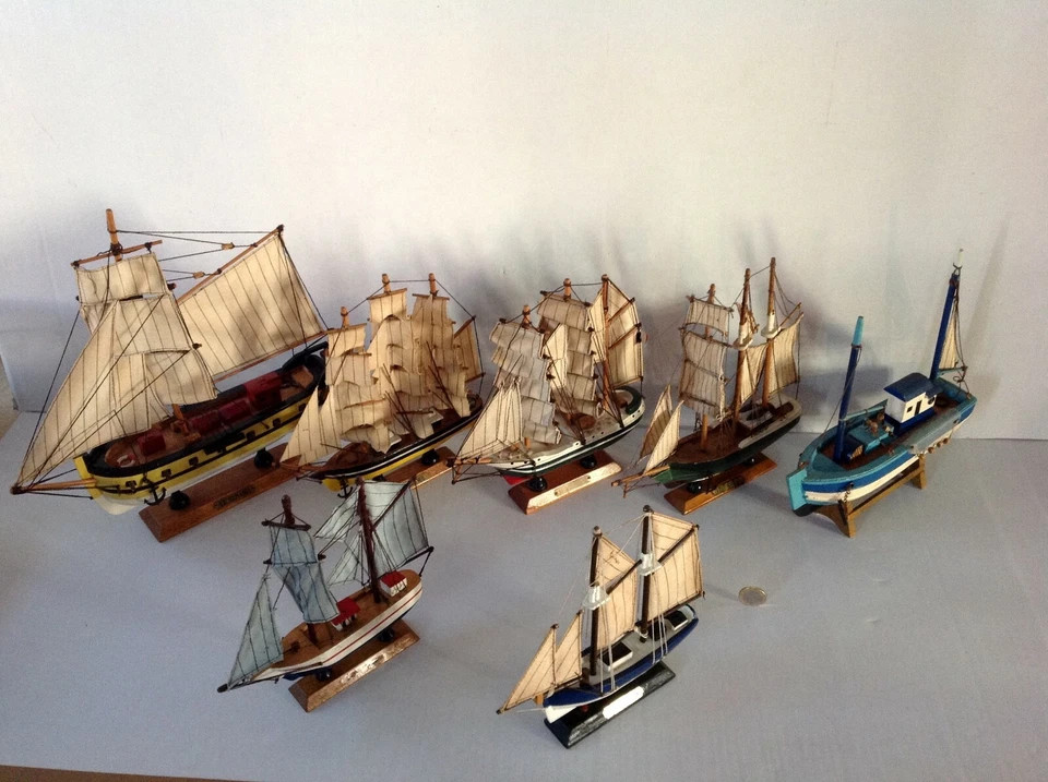 7 MODELLINI BARCHE A VELA TUTTE DIVERSE ,PERFETTE,IMPERDIBILI !!!! MOLTO BELLE ! - Immagine 2 di 4