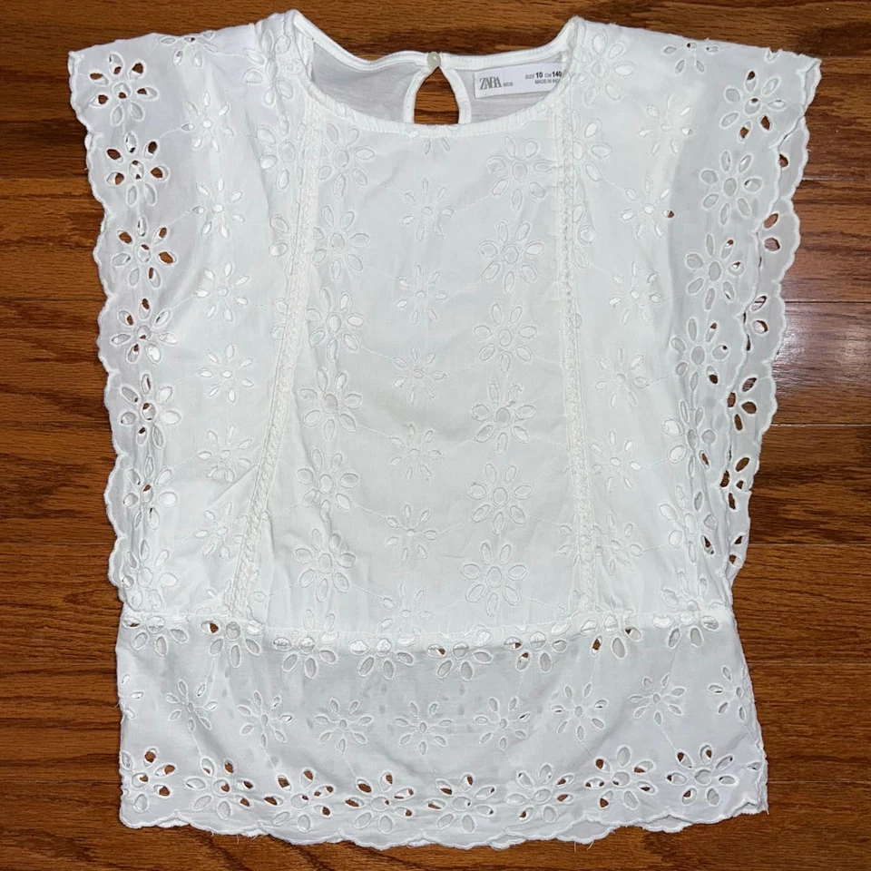 Zara Girls White Eyelet Flutter Sleeve Cotton Top Size 10 - Image 2 of 4