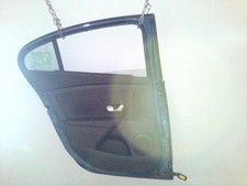 Porte arrière et accessoires Renault FLUENCE