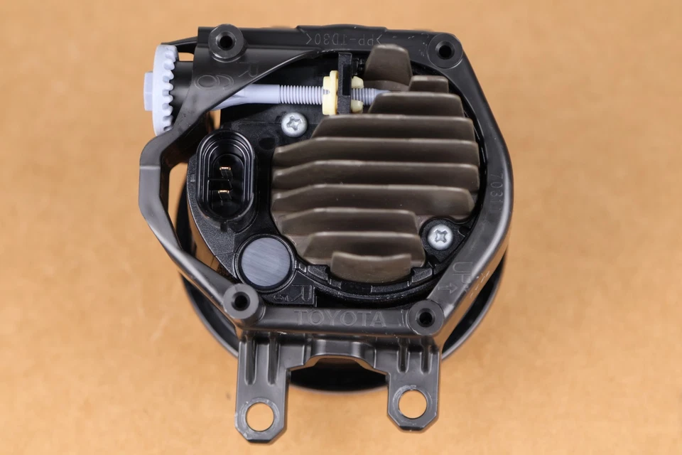 Brand New! 2016-2021 Lexus NX200t NX300 NX300h RH Front Right LED Fog Light OEM - Image 3 of 3