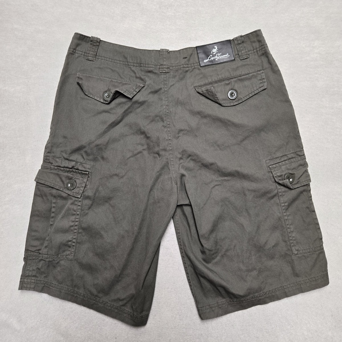 Liquid Venom Cargo Shorts Adult Size 34 Gray Khaki Utility Hiking