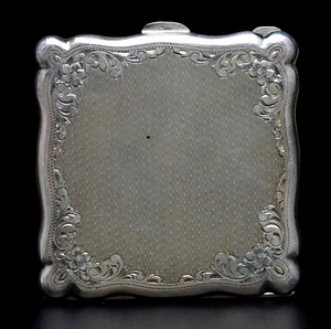 Beautiful Antique 900 Coin Silver Makeup Compact w/Ornate Detailing Art Nouveau