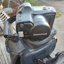 Olympus Infinity Superzoom 300 35mm SLR Film Camera