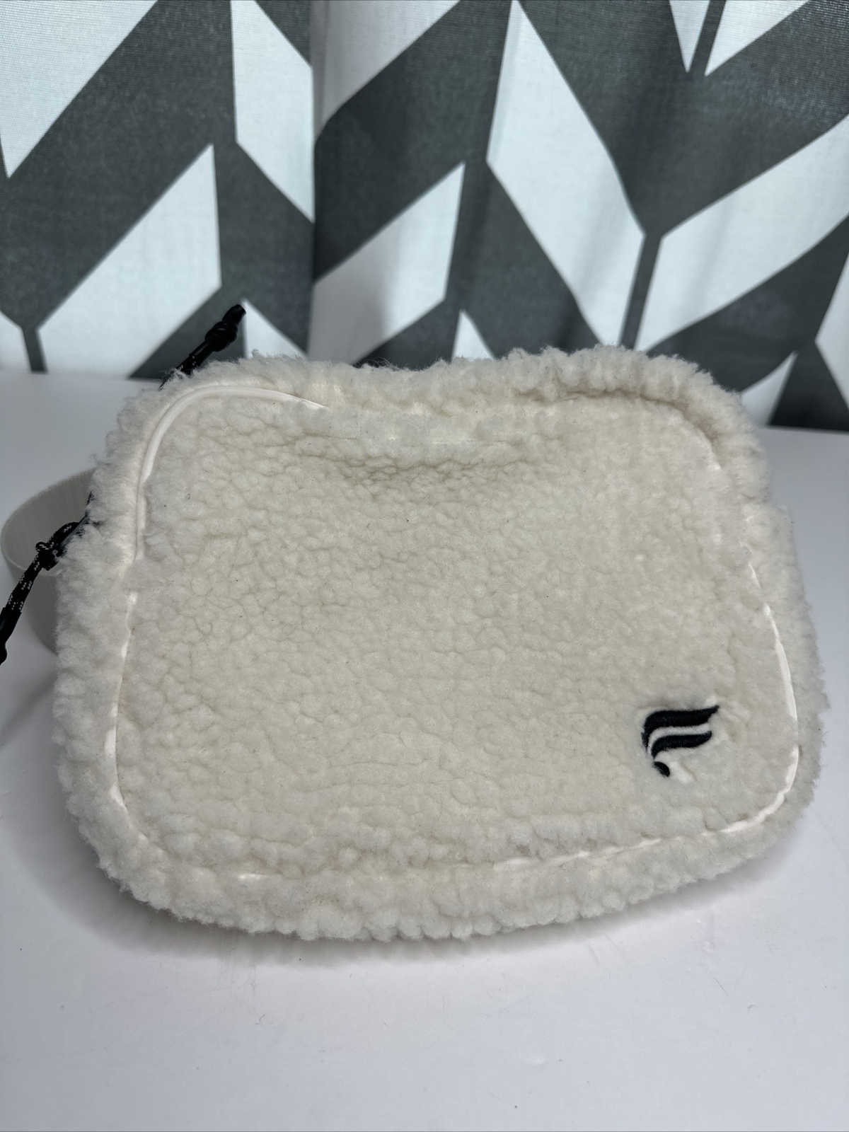 Fabletics Unisex Teddy Belt Furry Crossbody Bag White One Size