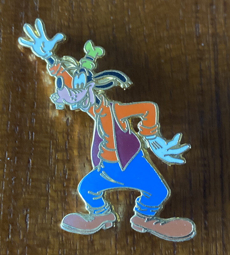 Disney Pin DS Goofy Waving 3046