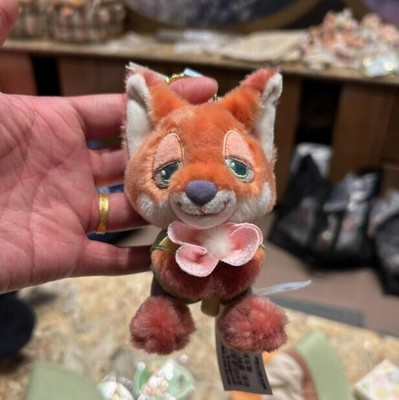 Genuine Shanghai Disney 2025 Spring Zootopia Nick Plush Doll Pendant Keychains