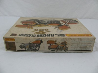 Matchbox 1/12 Harley Davidson FLH-1200 Classic Motorcycle Model