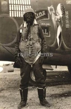 WW2 PICTURE PHOTO US USAAF B-24 FLYING FORTNESS GUNNER 7056