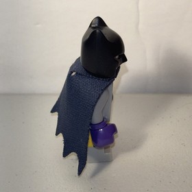 LEGO 70909 Raging Bat Minifigure Batsuit DC sh0311 Batcave Boxer GUC
