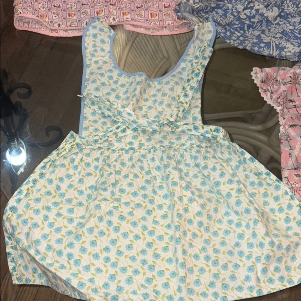 5 baberos vintage para bebé Foto 4 de 4