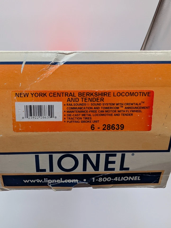 Lionel 6-28639 O Gauge New York Central 2-8-4 Berkshire Jr #9401 LN - Image 3 of 4