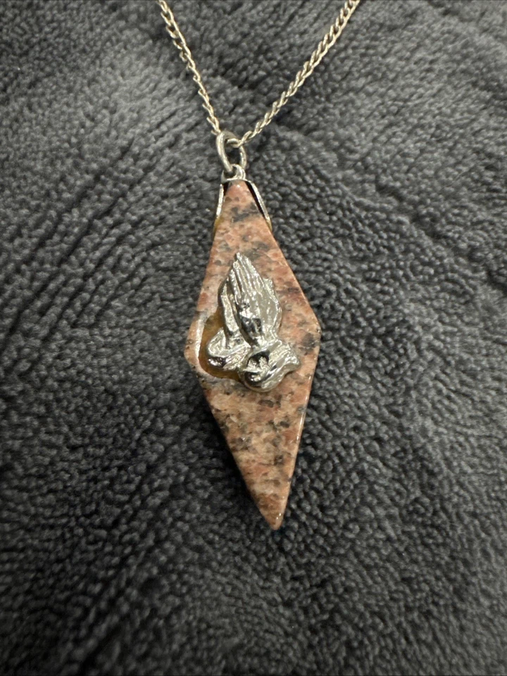 Colar pingente de pedra de jaspe vermelho com prata mãos de oração corrente de 18 polegadas - Imagem 3 de 4