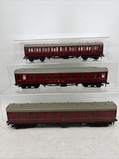 hornby Dublo 2 Rail Suburban/ Sleeping Car Ect Coaches