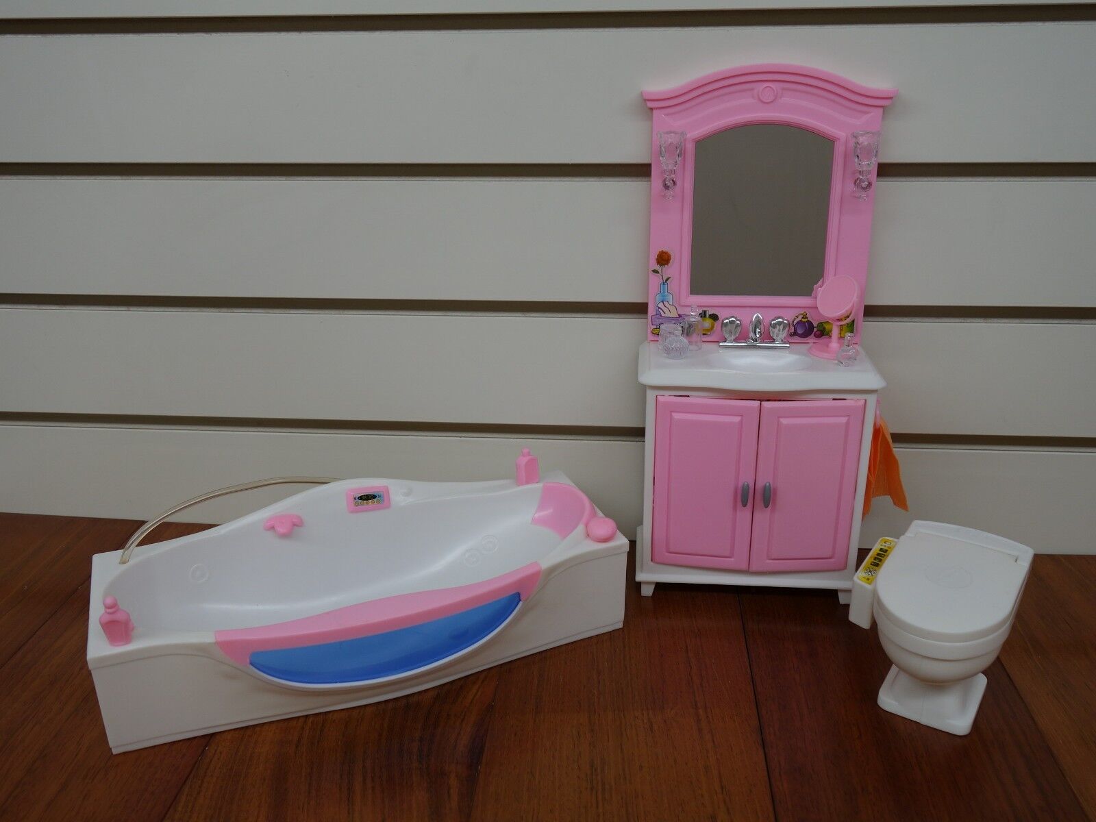 My Fancy Life (Gloria) Bathroom Play Set (24020) for 11.5" dolls