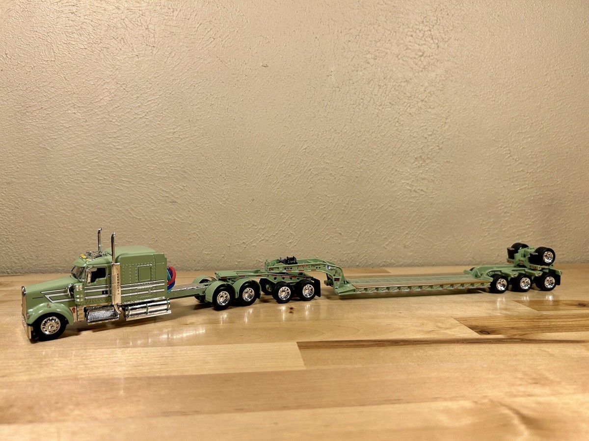 DCP 1/64 Kenworth W900 Magnitude Lowboy Jeep And Flip Axle