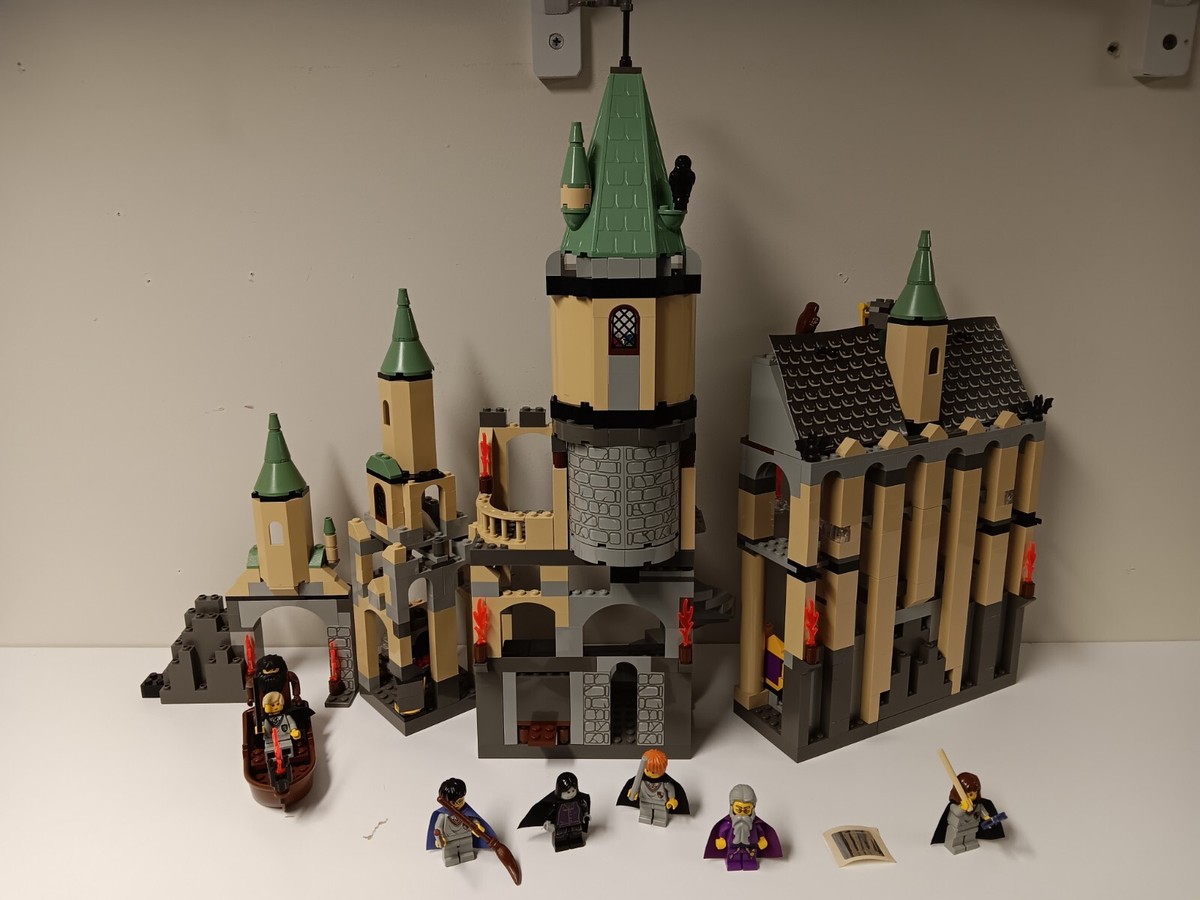 Vintage LEGO Set 4709 Hogwarts Castle, 100% Complete UK