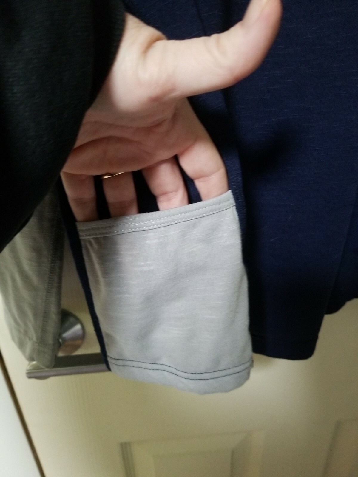 Reebok Performance Apparel Active Long Sleeve Bla… - image 5