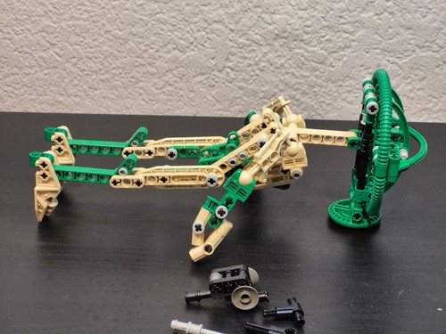 LEGO Technic Star Wars: Pit Droid Action Figure 2000 Near Complete Set 8000 - Picture 5 of 6