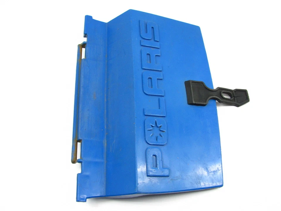 1987 POLARIS 87 CYCLONE W877828 250cc ATV - TOOLBOX LID AND STRAP (STRAP DAMAGE) - Image 4 of 4