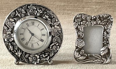 Beautiful Silver Scenes small working clock and miniature photo frame