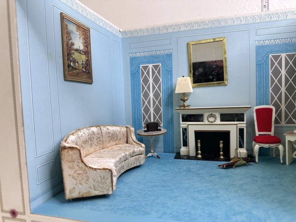 Ideal Petite Princess Fantasy Room & Furniture Lot 8 Pcs Vintage 1960s VGUC - Image 3 of 4