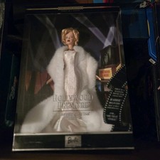 2000 HOLLYWOOD PREMIER BARBIE MATTEL NRFB