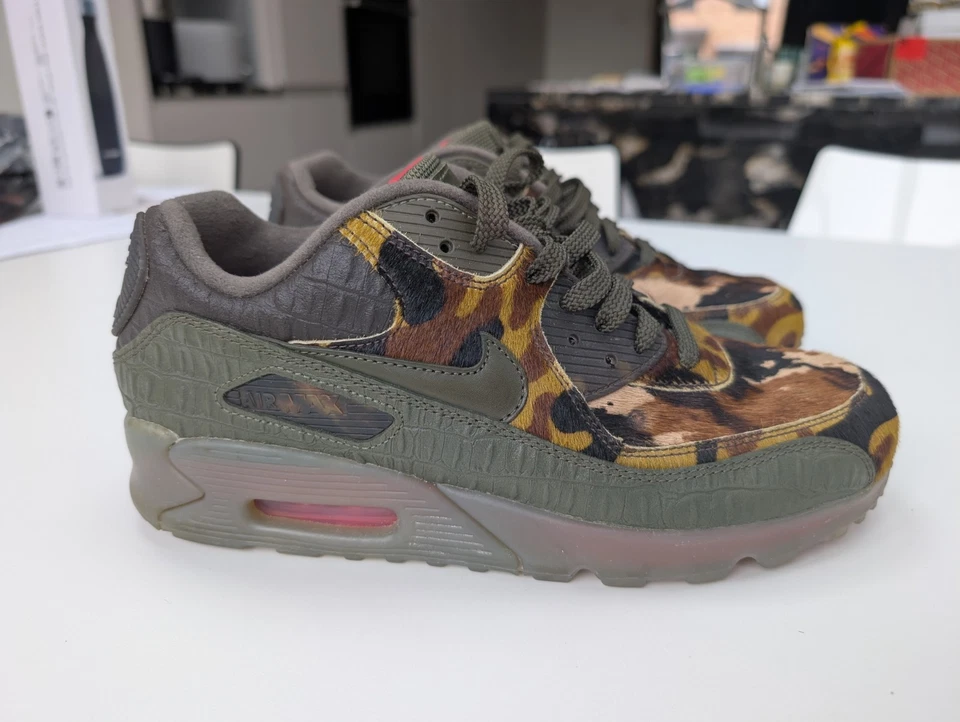 Uk Size 9 - Nike Air Max 90 Croc Camo, photo 4 of 5
