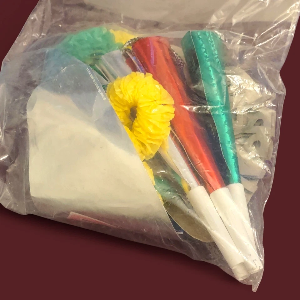 Vintage 70s/80s New Year's Eve Party Pack for 4 People NEW Old Stock Made in USA - Image 3 of 4